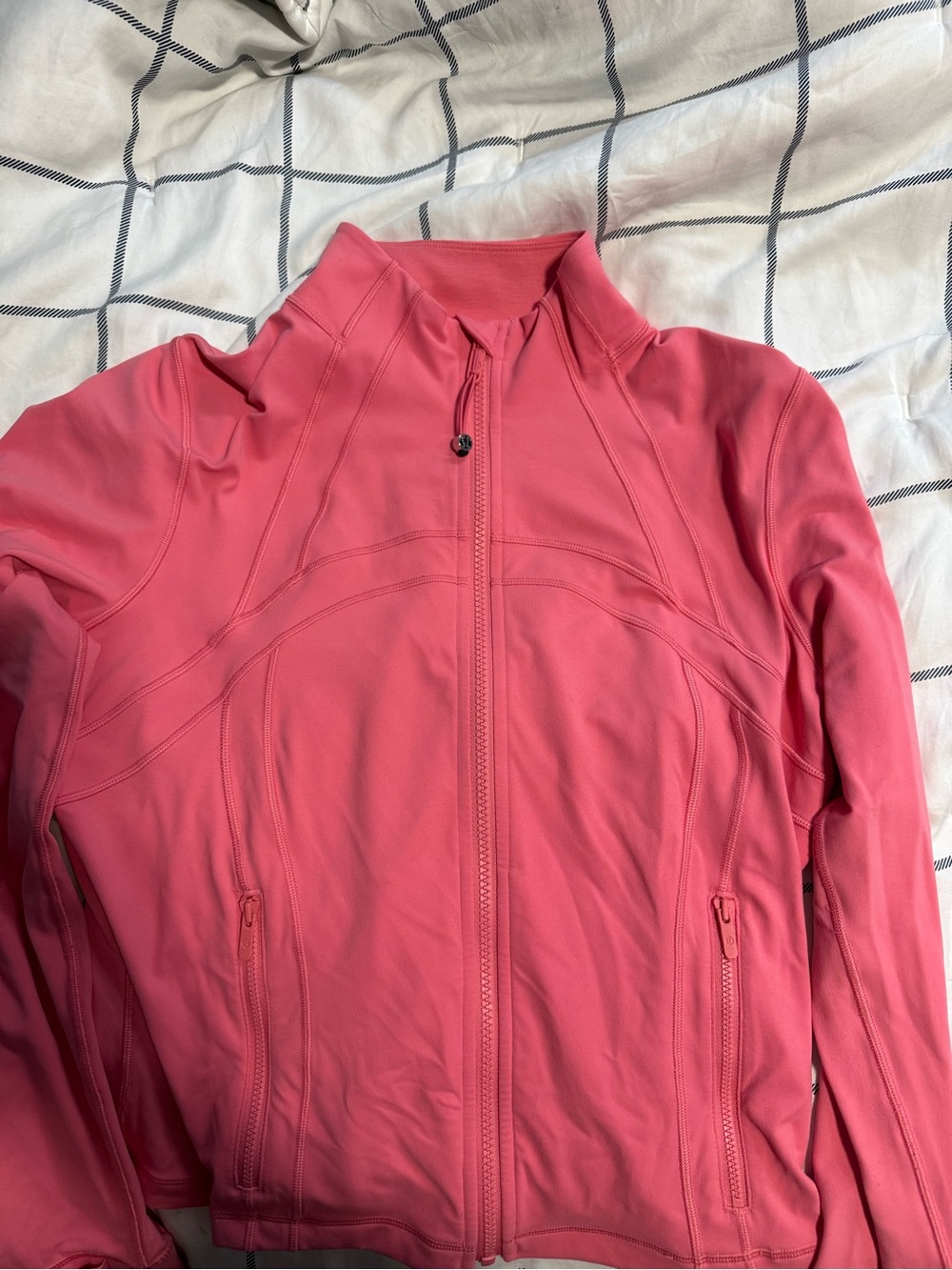 BNWOT Lululemon cropped define jacket